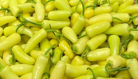 JALAPENO YELLOW HOT PEPPER (200 GRAMS)